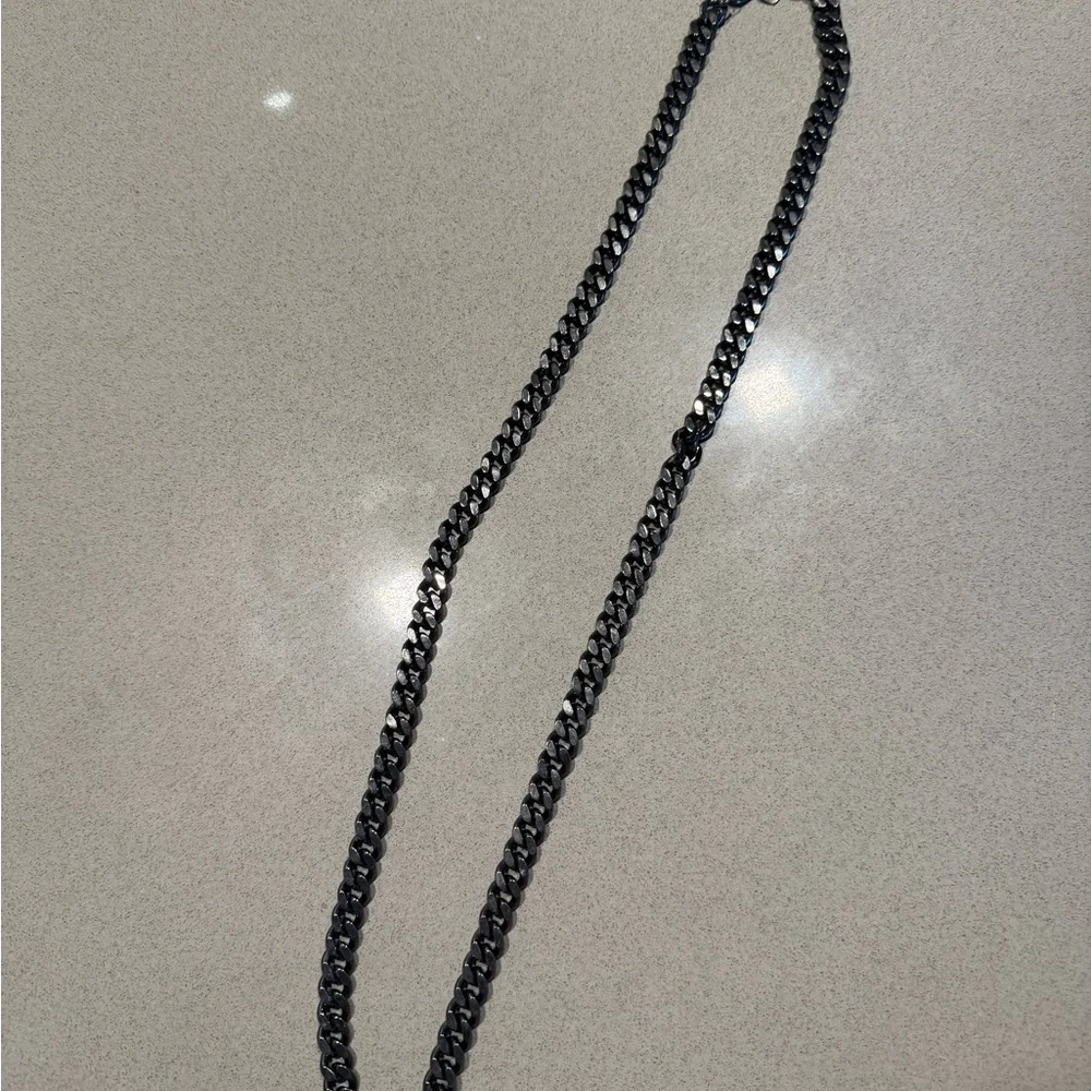 Giles & Brother Gunmetal Chain Necklace - Picture 5 of 5